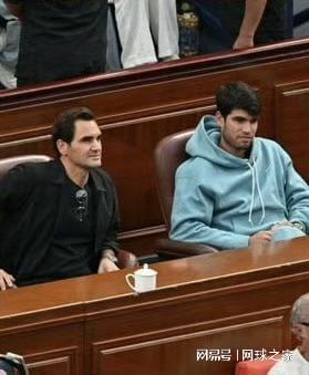 网球界引发 网球界引发